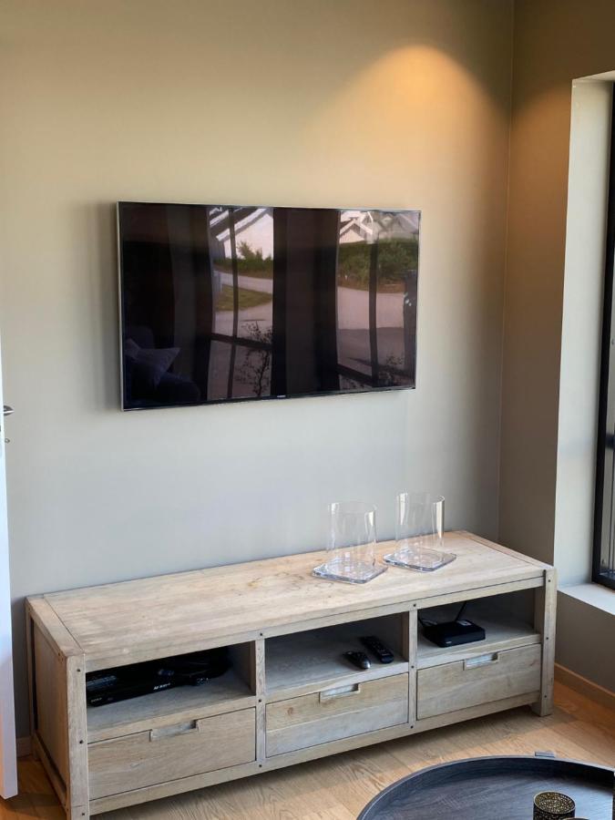 Apartment With Boat Spangereid Экстерьер фото